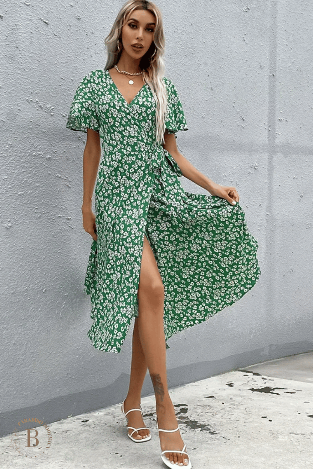 Abito a Portafoglio Estivo con Fiori | Paradiso Bohemien