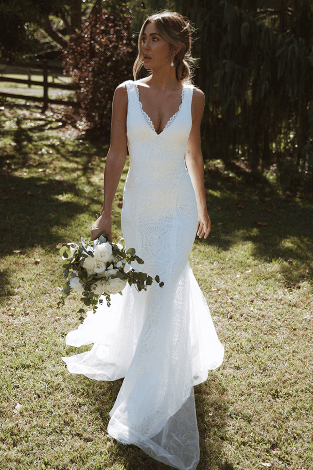 Abito da Sposa in Pizzo a Sirena Paradiso Bohemien