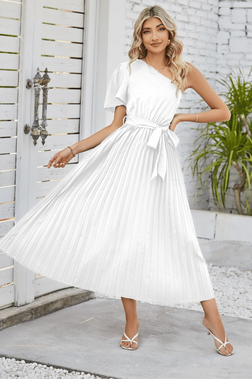 Vestito Bianco Plissettato a monospalla | Paradiso Bohemien