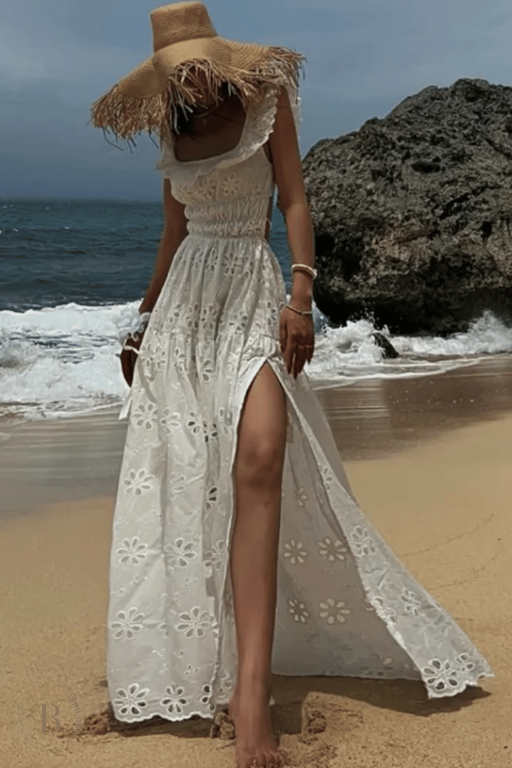 Abito Lungo da Spiaggia in Pizzo | Paradiso Bohemien