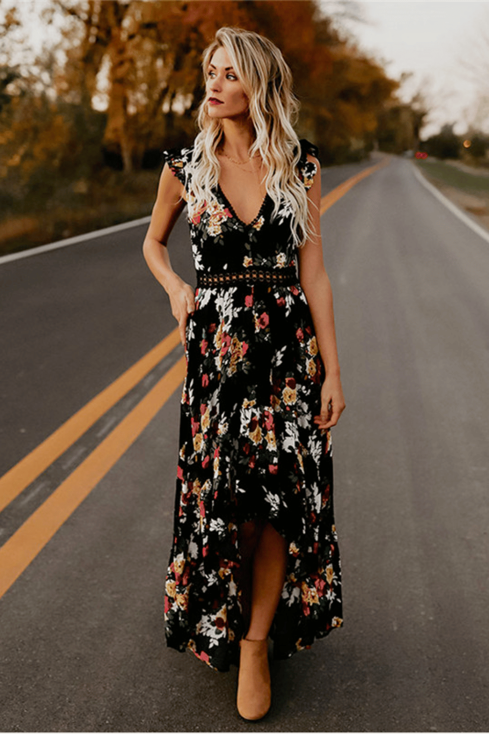 Vestito Corto Davanti e Lungo Dietro Nero | Paradiso Bohemien