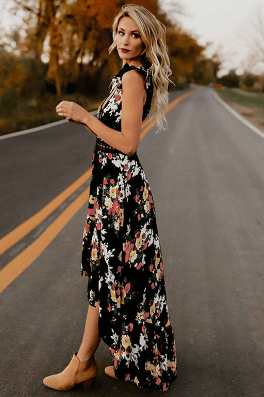 Vestito Corto Davanti e Lungo Dietro Nero Boho Chic | Paradiso Bohemien