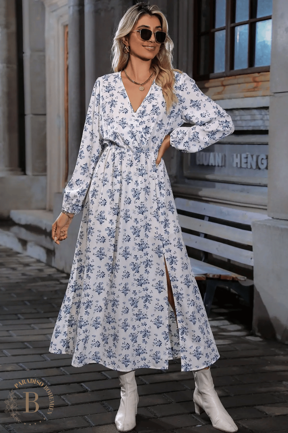 Abito a Maniche Lunghe Bianco con Fiori | Paradiso Bohemien