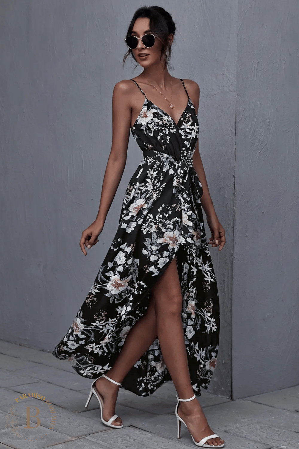 Abito Lungo Nero con Fiori Bianchi | Paradiso Bohemien