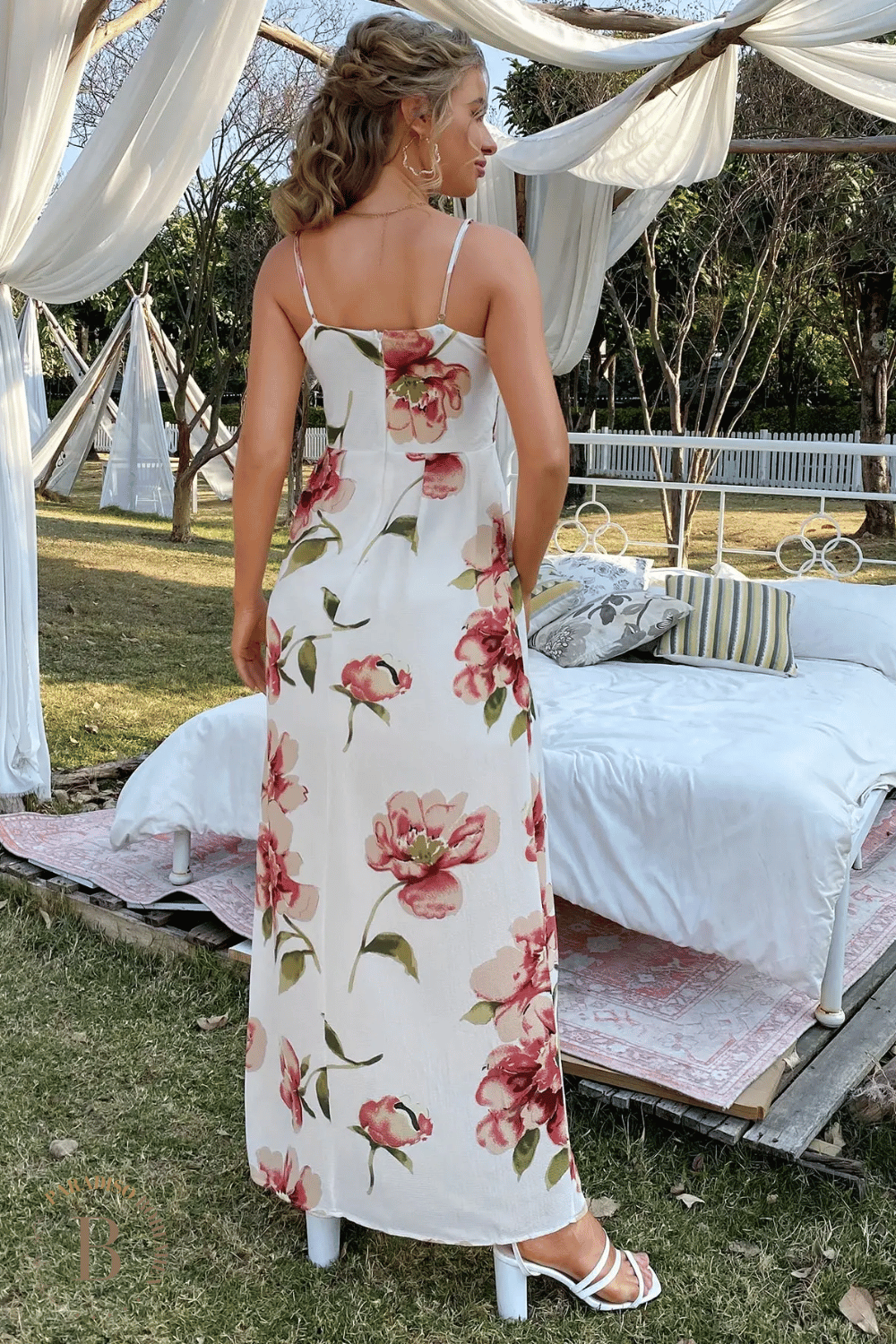 Abito Lungo Bianco a Fiori | Paradiso Bohemien