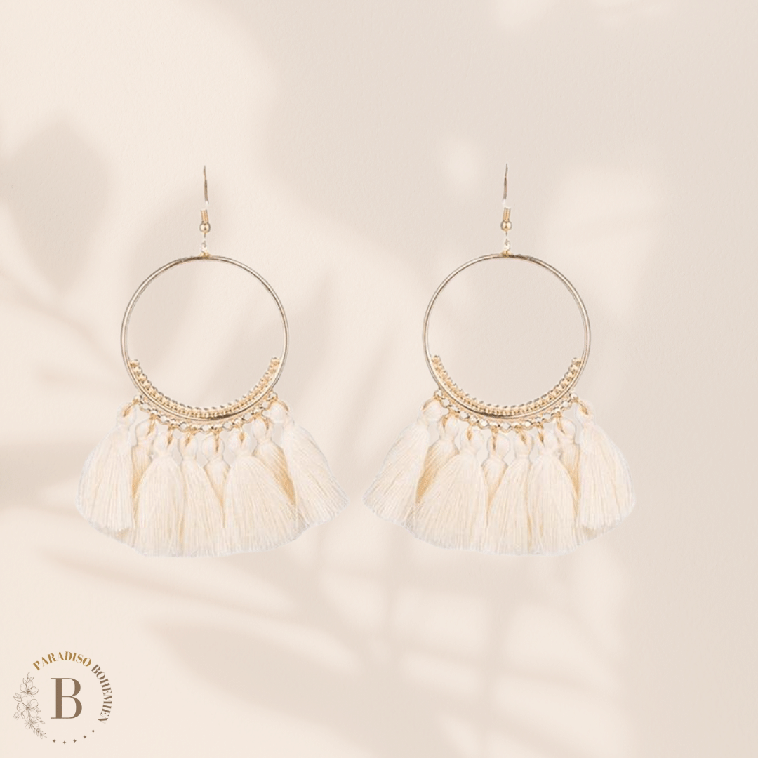 Orecchini Boho a Cerchio con Nappe Bianchi | Paradiso Bohemien