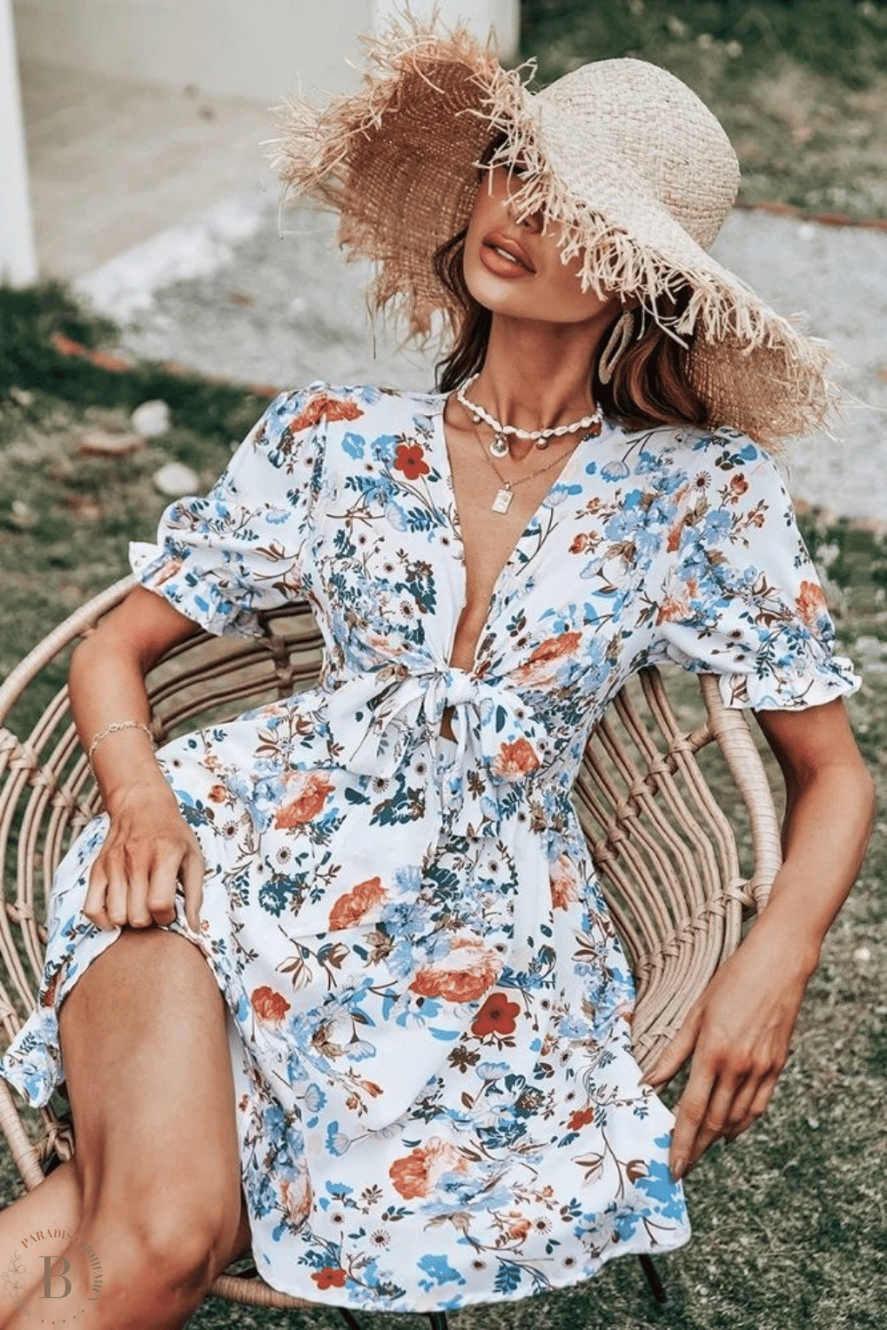 Vestito Corto a Fiori Scollo a V | Paradiso Bohemien