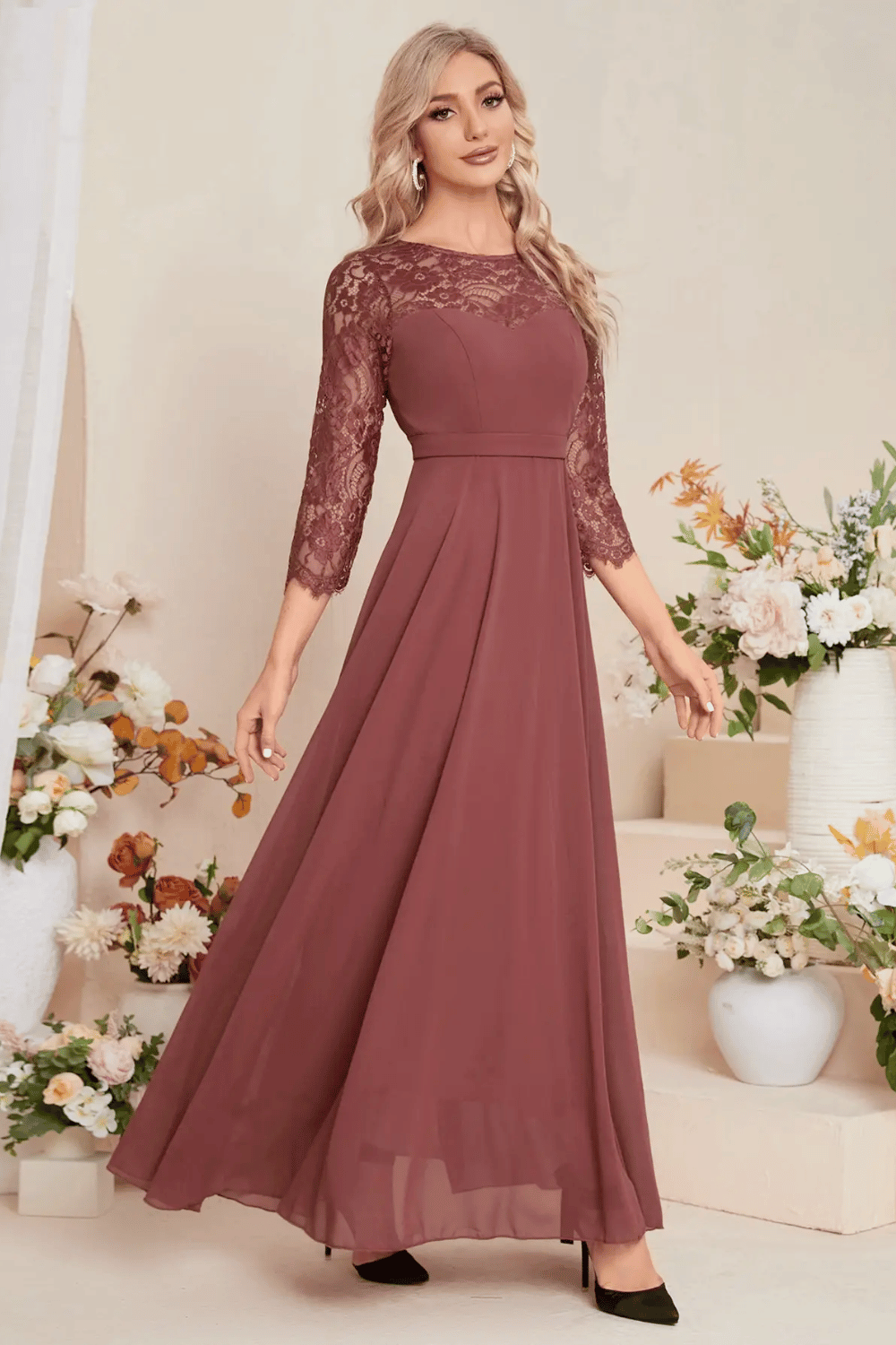 Abito da Cerimonia Lungo in chiffon Marrone Rosato con Maniche in Pizzo | Paradiso Bohemien