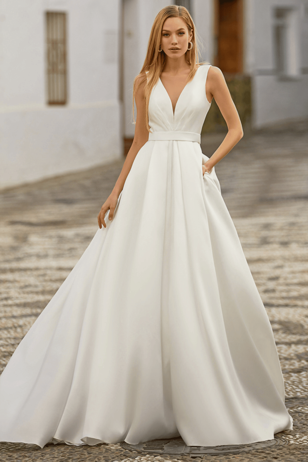 Abito da Sposa Semplice Liscio | Paradiso Bohemien