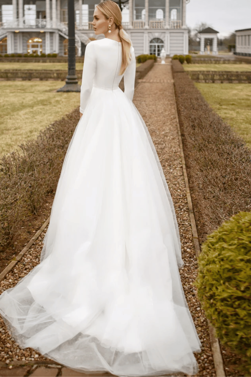 Abito da Sposa Semplice con Maniche Lunghe | Paradiso Bohemien