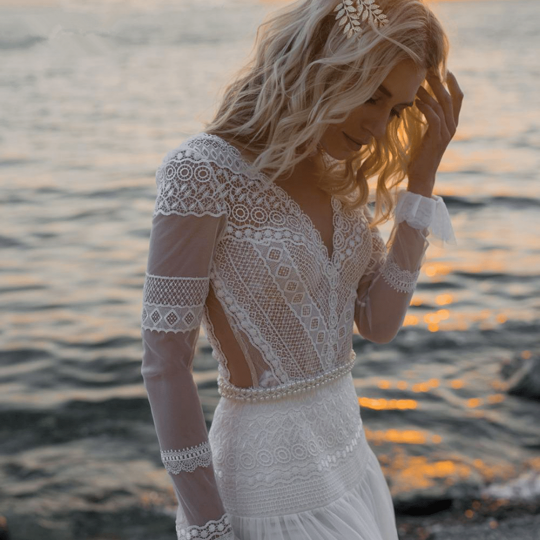 Abito da Sposa con Maniche Lunghe in Pizzo Boho Chic | Paradiso Bohemien